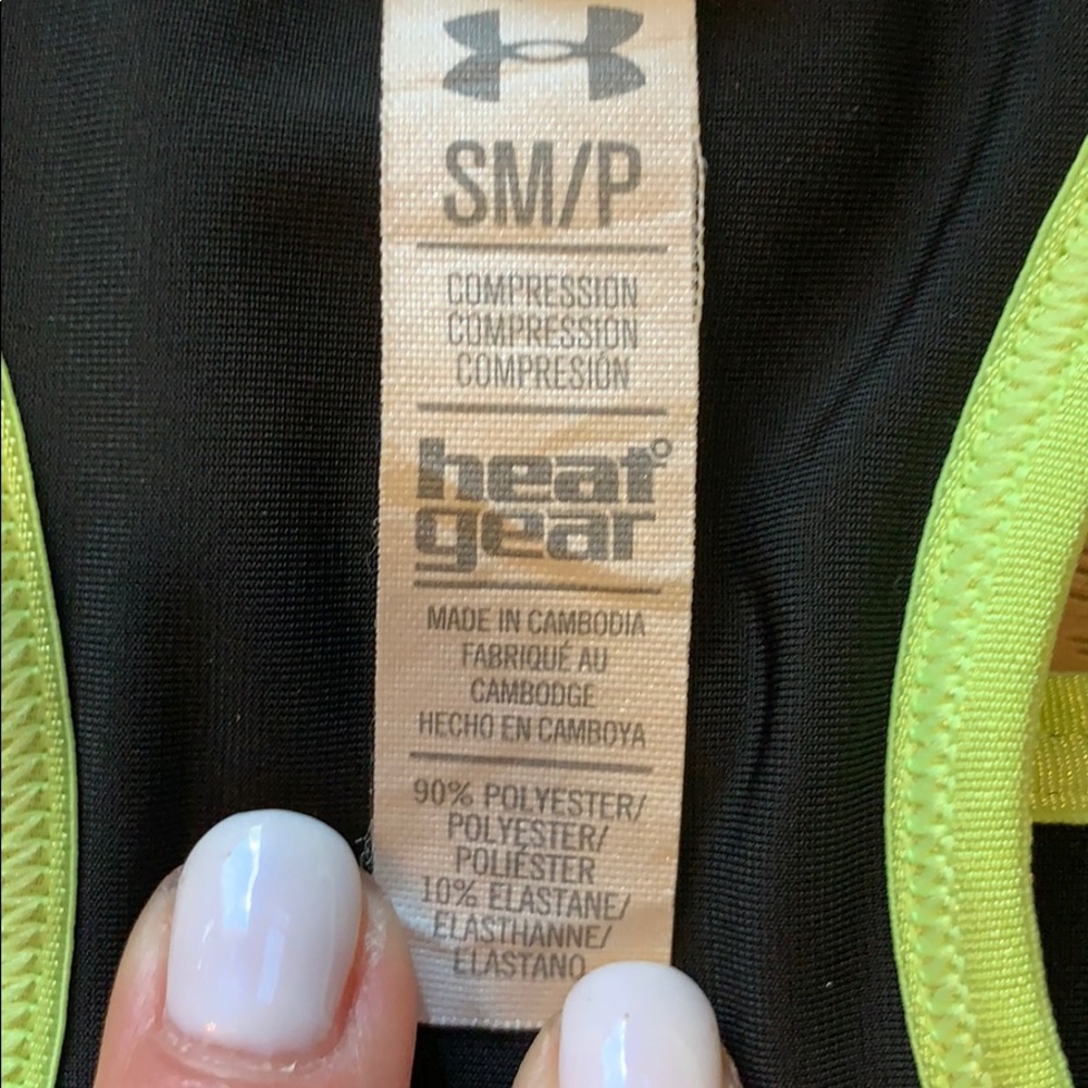 Under Armour sports bra - Picture 5 of 7